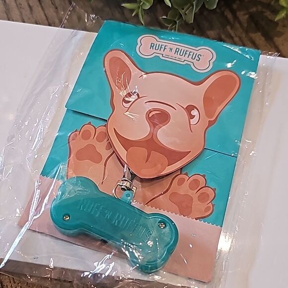 Light up dog tag NWT green - Picture 3 of 3